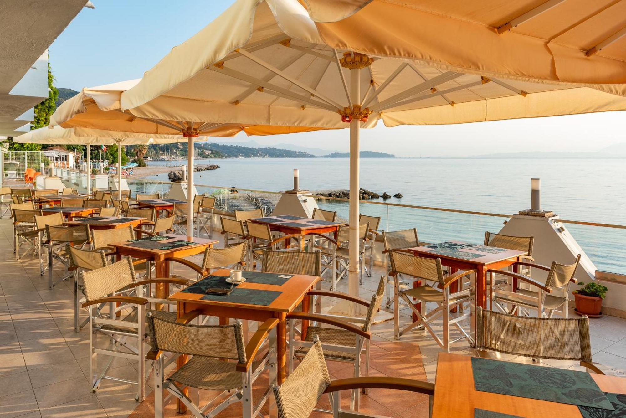 Отель Corfu Maris Бенитсес Экстерьер фото