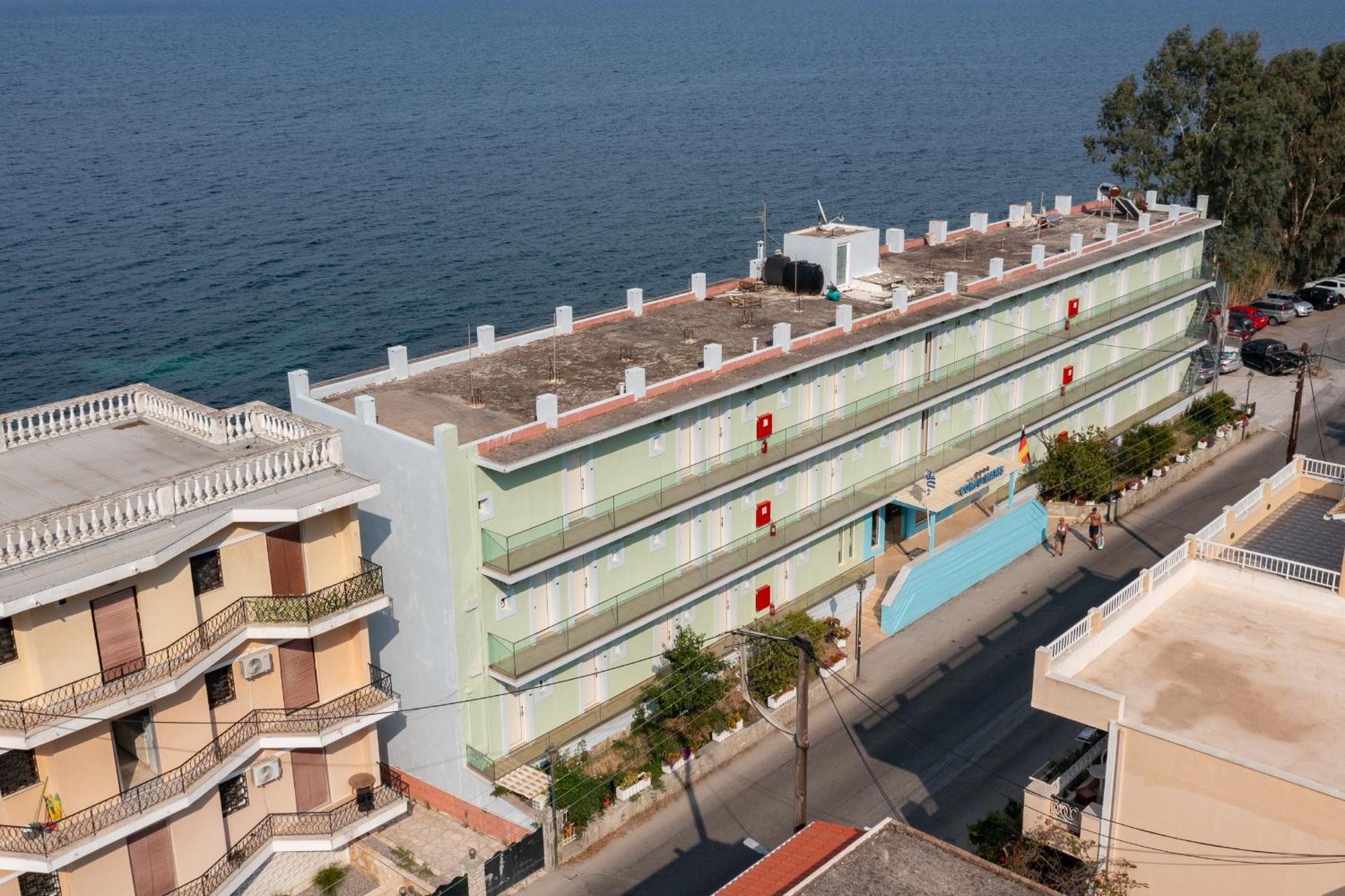 Отель Corfu Maris Бенитсес Экстерьер фото